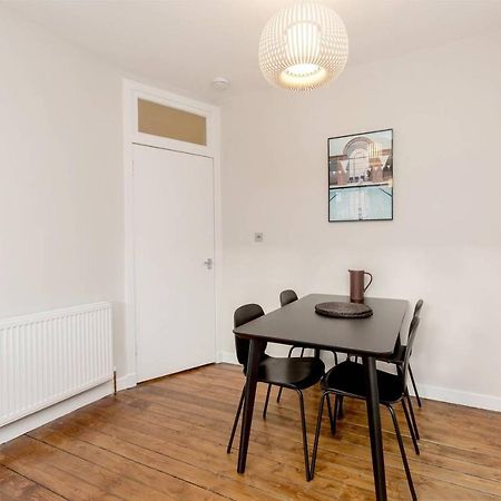 Altido Unique & Stylish Grassmarket Apt - Close To Castle Edinburgh Exterior photo
